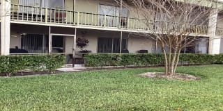 4113 NW 88th Ave 4113 NW 88th Ave Photo Gallery 1