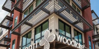 Pearl Woodlake Pearl Woodlake Photo Gallery 1