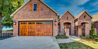 2429 W Imperial Court 2429 W Imperial Court Photo Gallery 1