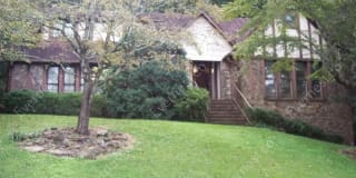 1225 Robin Ln 1225 Robin Ln Photo Gallery 1