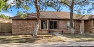 823 E Bruce Avenue 823 E Bruce Avenue Photo Gallery 1