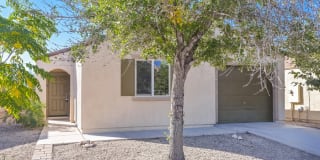 5152 East Desert Straw Lane 5152 East Desert Straw Lane Photo Gallery 1