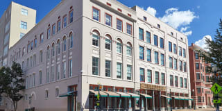 Pembroke Square at Peabody Place Pembroke Square at Peabody Place Photo Gallery 1