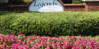 Legends Cary Towne Legends Cary Towne Photo Gallery 1