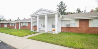 4825 Hill Ave Apt 23 4825 Hill Ave Apt 23 Photo Gallery 1