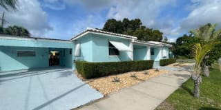 5215 Spruce Ave 5215 Spruce Ave Photo Gallery 1