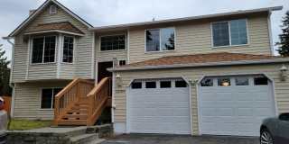 12725 Roosevelt Way NE 12725 Roosevelt Way NE Photo Gallery 1