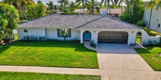 826 Ne Bay Isle Dr 826 Ne Bay Isle Dr Photo Gallery 1