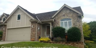 113 Glen Oaks Drive 113 Glen Oaks Drive Photo Gallery 1