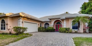 8381 SE Woodcrest Pl 8381 SE Woodcrest Pl Photo Gallery 1
