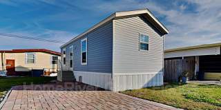 1109 49th Avenue Dr W 1109 49th Avenue Dr W Photo Gallery 1