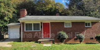 1009 W Mauney Ave 1009 W Mauney Ave Photo Gallery 1