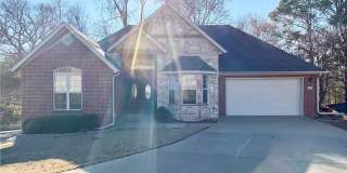 1806 NW Mustang AVE 1806 NW Mustang AVE Photo Gallery 1