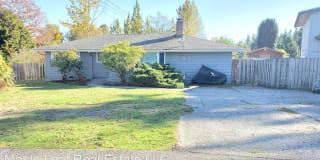 8631 10th Ave SE 8631 10th Ave SE Photo Gallery 1