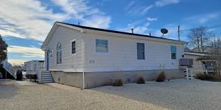 115 Charles Boulevard 115 Charles Boulevard Photo Gallery 1