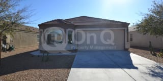 4605 East Tiger Eye Road 4605 East Tiger Eye Road Photo Gallery 1