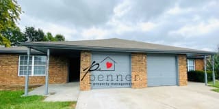 400 Ne Austin St 400 Ne Austin St Photo Gallery 1
