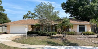13195 Dorchester Dr 13195 Dorchester Dr Photo Gallery 1