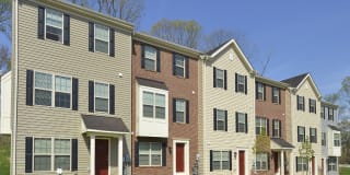 Pointe at Manorgreen Townhomes Pointe at Manorgreen Townhomes Photo Gallery 1
