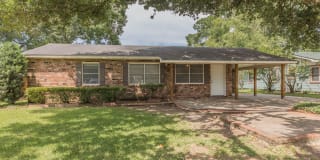 117 Fallbrook Avenue 117 Fallbrook Avenue Photo Gallery 1