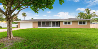 925 SE Osceola Street 925 SE Osceola Street Photo Gallery 1
