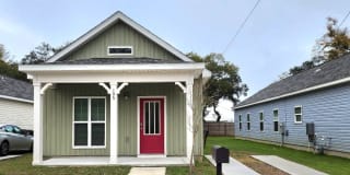 106 S G St 106 S G St Photo Gallery 1