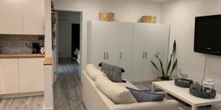 1860 Venice Park Dr 1860 Venice Park Dr Photo Gallery 1