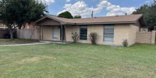 4721 Violet Ave 4721 Violet Ave Photo Gallery 1