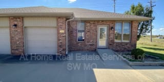 5579 N 17th 5579 N 17th Photo Gallery 1