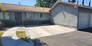 9505 Arlington Avenue 9505 Arlington Avenue Photo Gallery 1