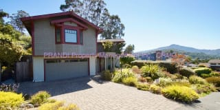 40 Windward Dr 40 Windward Dr Photo Gallery 1