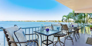 311 E Ocean Avenue 311 E Ocean Avenue Photo Gallery 1