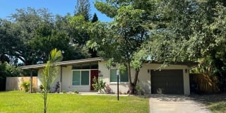3804 16th Avenue West 3804 16th Avenue West Photo Gallery 1