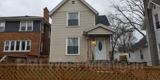 144 Page St NE 144 Page St NE Photo Gallery 1