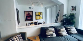 17125 N Bay Rd 17125 N Bay Rd Photo Gallery 1