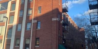 624 E Walnut St Apt 48 624 E Walnut St Apt 48 Photo Gallery 1