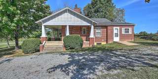 6456 Blue Springs Pkwy 6456 Blue Springs Pkwy Photo Gallery 1