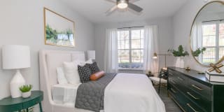 Deerfield Village Apartments Deerfield Village Apartments Photo Gallery 1