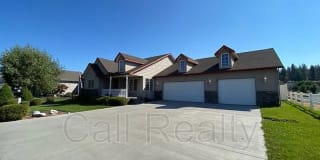 921 S Shelley Lake Ln 921 S Shelley Lake Ln Photo Gallery 1