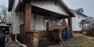 1477 W Sylvania Avenue 1477 W Sylvania Avenue Photo Gallery 1