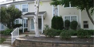 18010 BEACON HILL DRIVE 18010 BEACON HILL DRIVE Photo Gallery 1