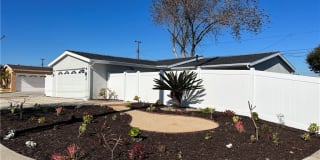 890 W Wilson Street 890 W Wilson Street Photo Gallery 1