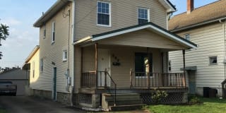 207 E. Howard St. 207 E. Howard St. Photo Gallery 1