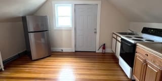 112 E Elm Ave 112 E Elm Ave Photo Gallery 1