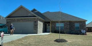 1036 Tracey Lane 1036 Tracey Lane Photo Gallery 1