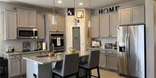 4762 Riverwalk Dr. 4762 Riverwalk Dr. Photo Gallery 1