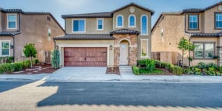 11608 N. Via Venitzia Ave 11608 N. Via Venitzia Ave Photo Gallery 1