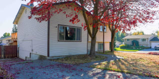 801 East Fort Henry Court 801 East Fort Henry Court Photo Gallery 1
