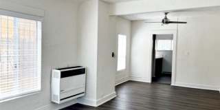 1441 E 43rd St 1441C 1441 E 43rd St 1441C Photo Gallery 1