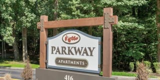 Parkway Apartments Parkway Apartments Photo Gallery 1